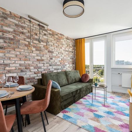 Stylish Apartment Near Wroclavia For 4 Guests By Noclegi Renters Wroclaw Exterior photo